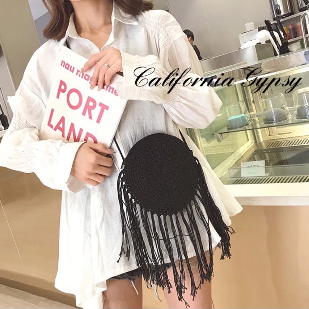 Hippie a Boho Crochet fringe crossbody - Picture 5 of 9